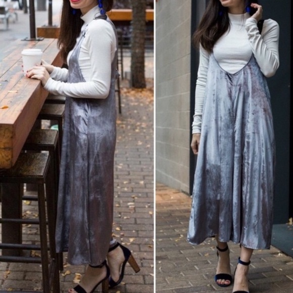 ANTHROPOLOGIE MAEVE VELVET FLOWY JUMPSUIT NWT ✨ - Picture 1 of 10